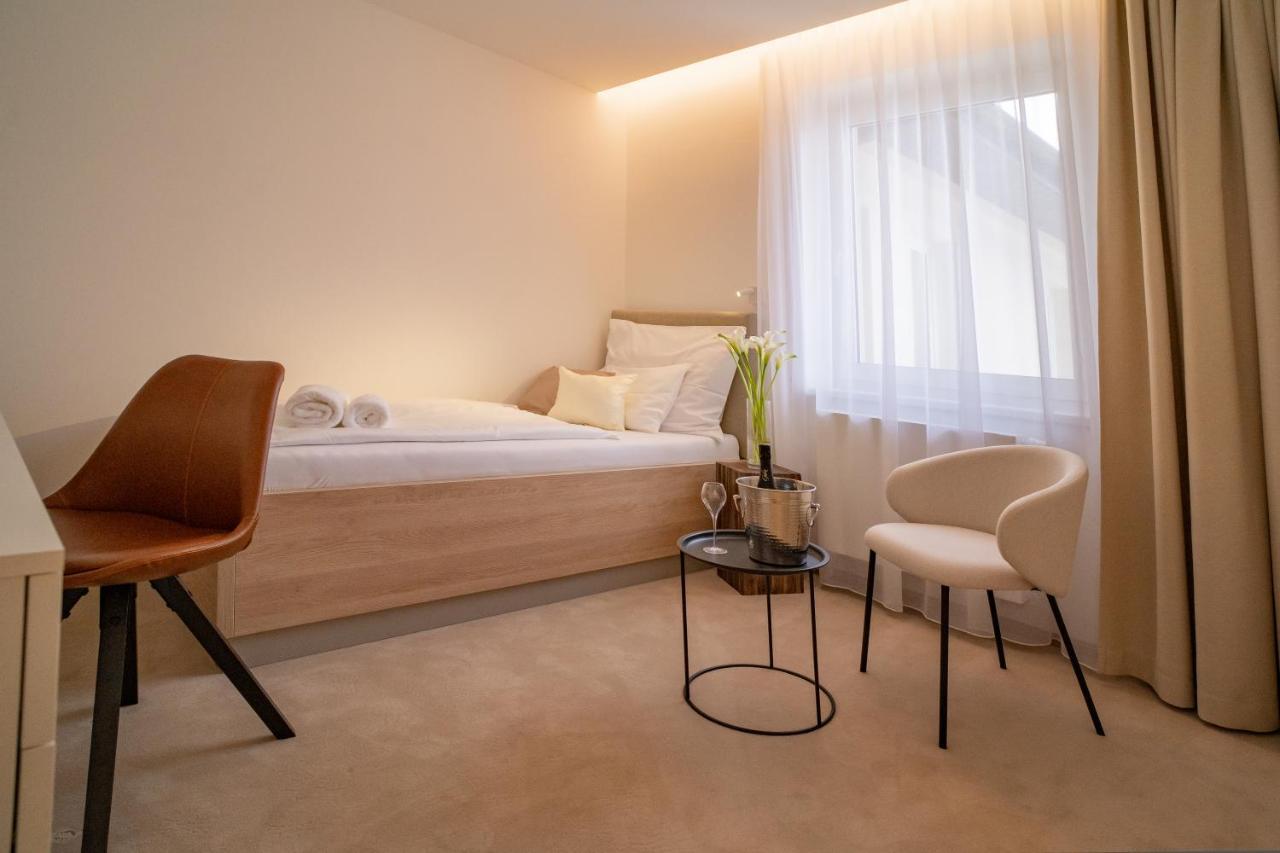 Hotel U Kaplicky 皮塞克 外观 照片