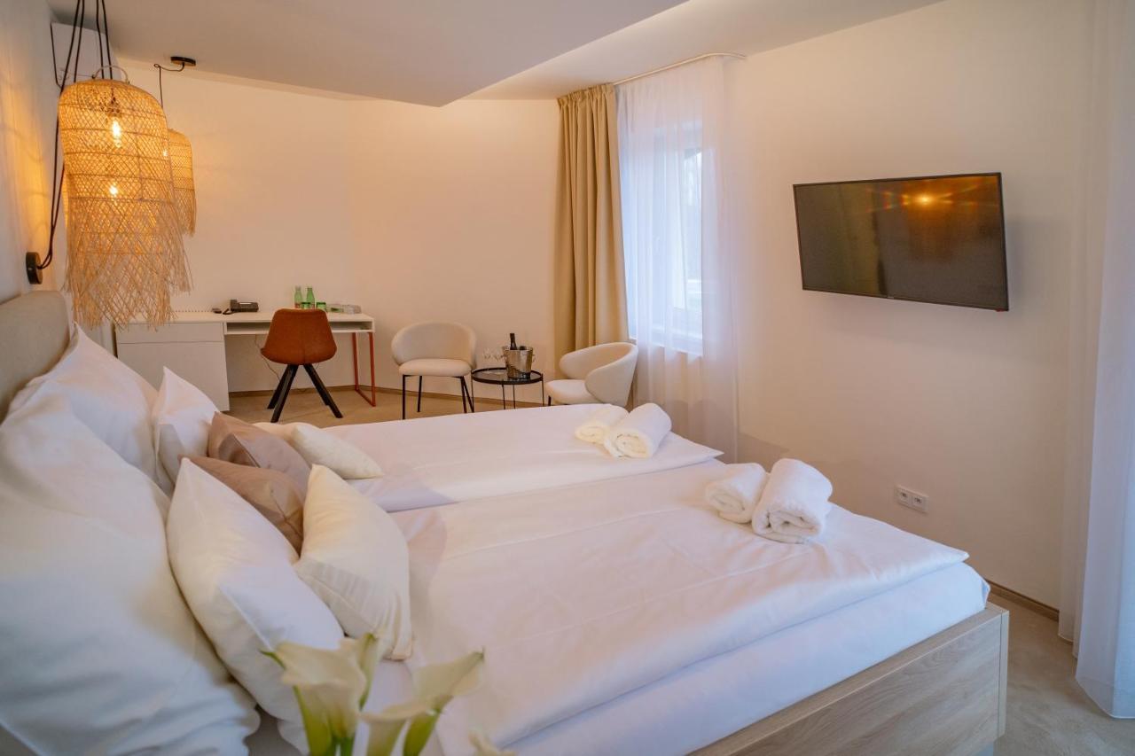 Hotel U Kaplicky 皮塞克 外观 照片