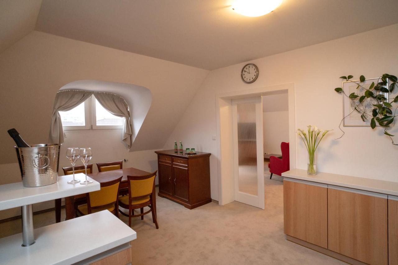 Hotel U Kaplicky 皮塞克 外观 照片