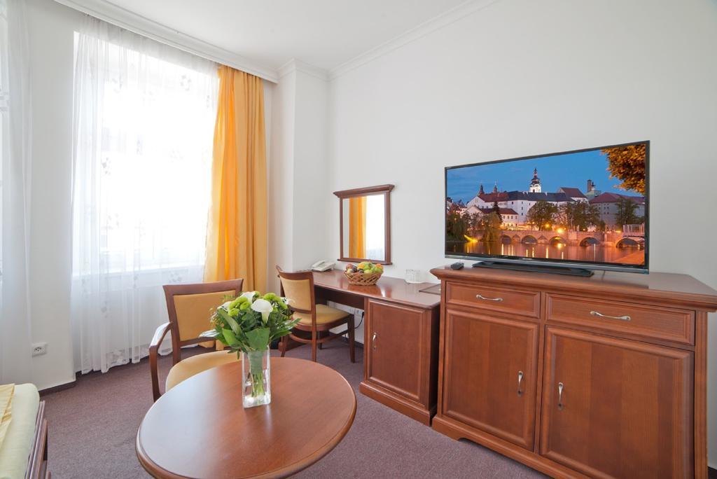 Hotel U Kaplicky 皮塞克 外观 照片